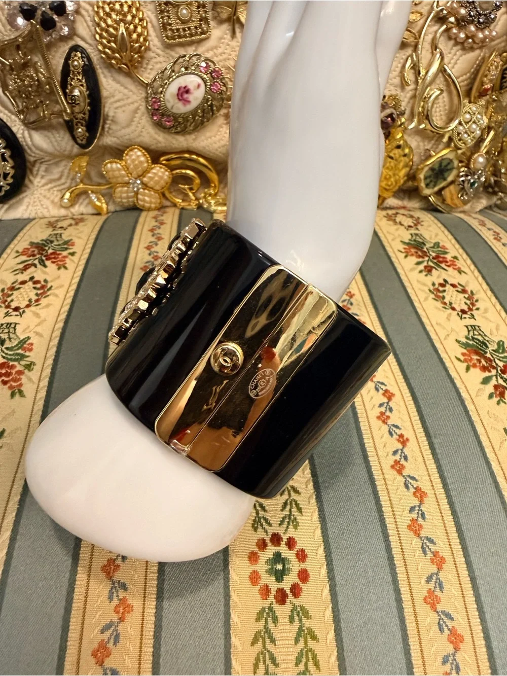 Luxurious Vintage-Style Logo Cuff Bracelet